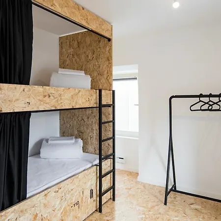 Conii & Algarve Hostel