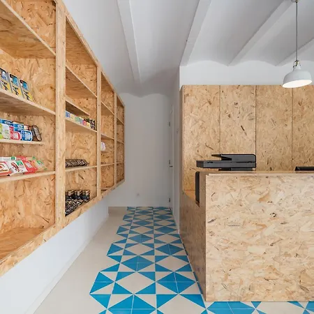 Conii & Algarve Hostel