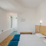 Hostal Conii & Algarve Quarteira