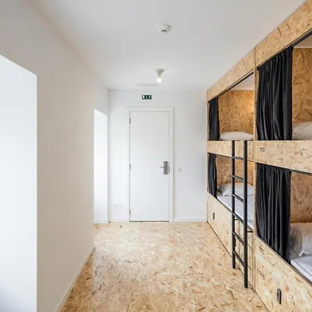 Hostel Conii & Algarve Quarteira