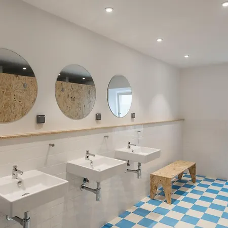 Conii & Algarve Hostel