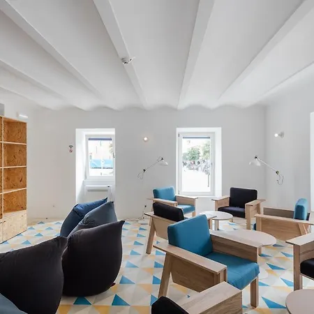 Hostel Conii & Algarve