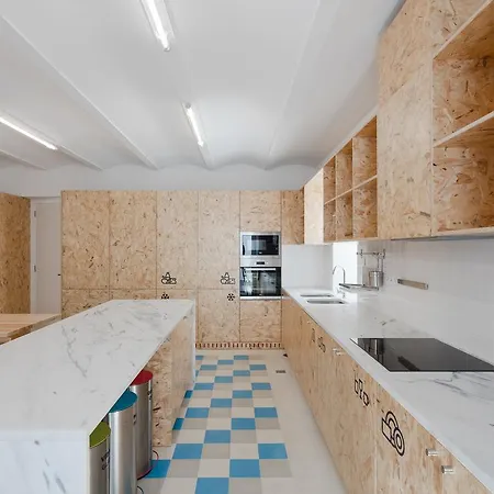 Conii & Algarve Hostel Quarteira